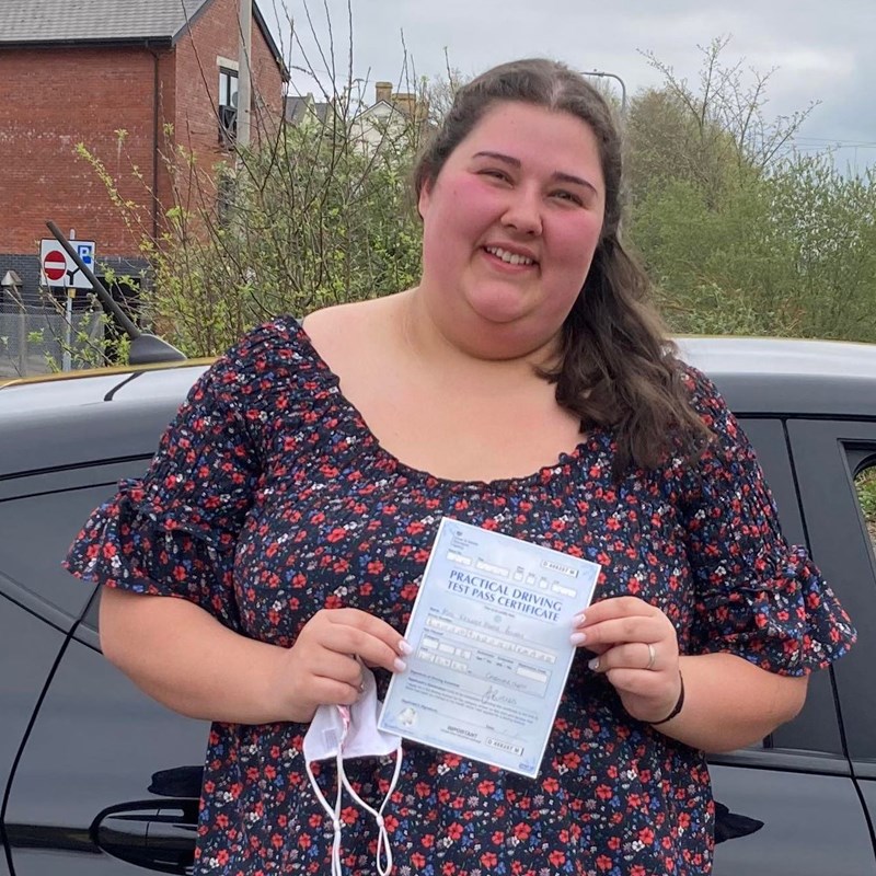 Kayleigh Bowen Review of Fast Track Driving School