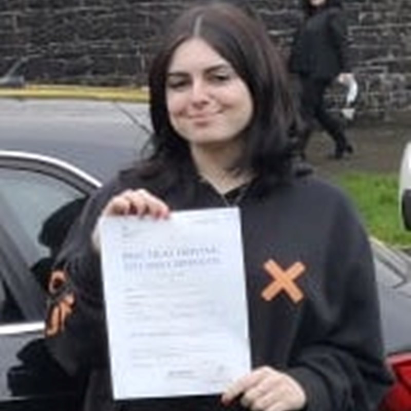 Rhian Thompson Review of Fast Track Driving School