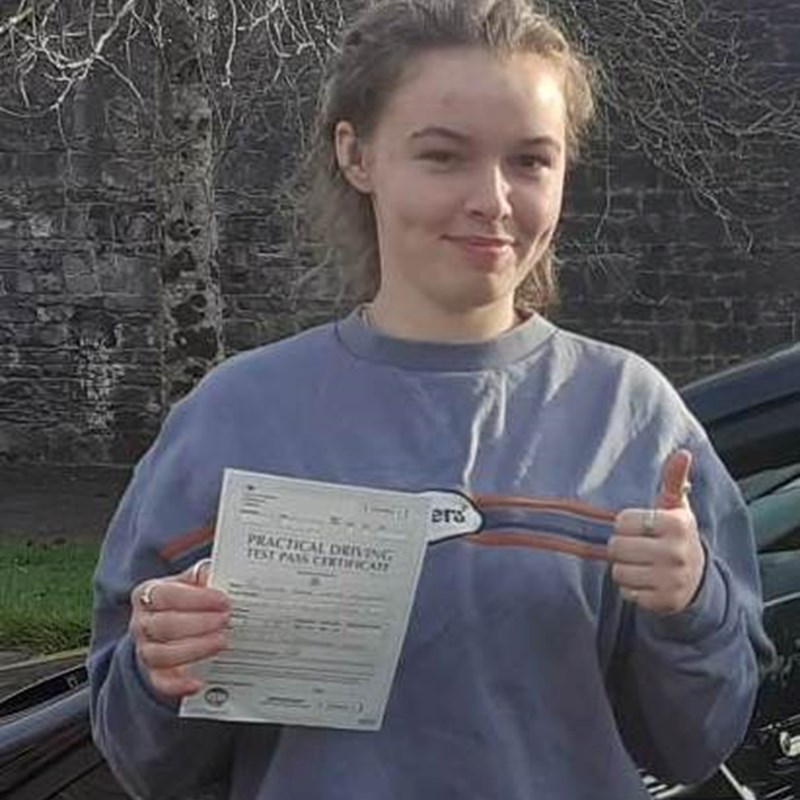 Ellie Howells Review of Fast Track Driving School