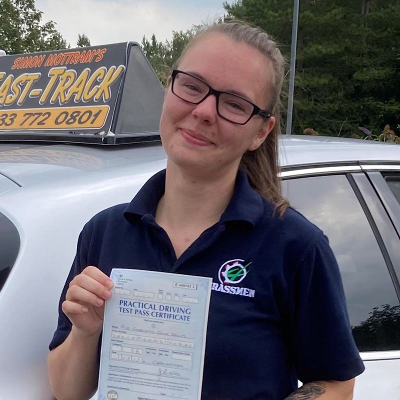 Charlotte Davies Review of Fast Track Driving School