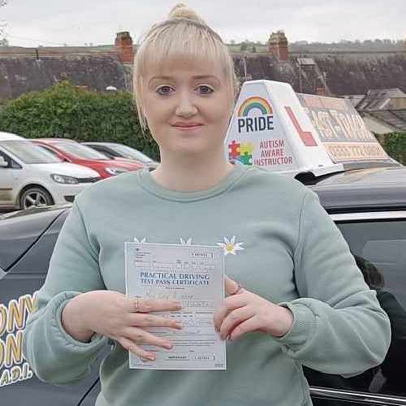 Lucy Hope Review of Fast Track Driving School